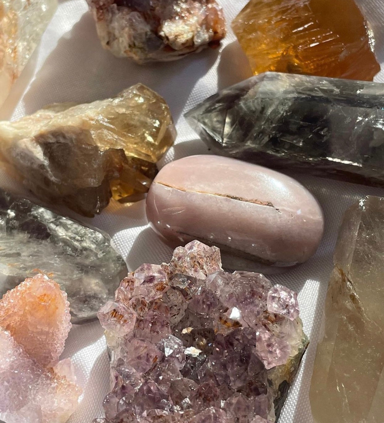 WHAT IS CRYSTAL HEALING?
