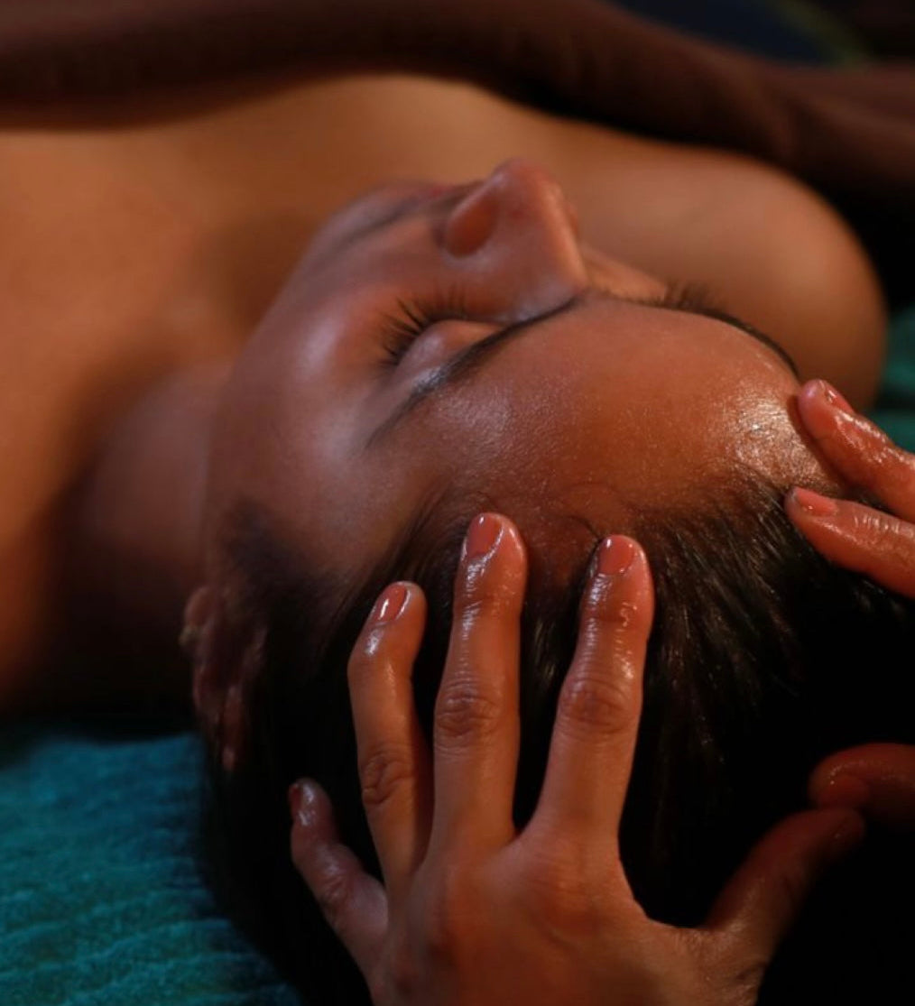 The Power of Scalp Massage: How This Ancient Ritual Supports Hair Growth, Scalp Health, and Self-Care